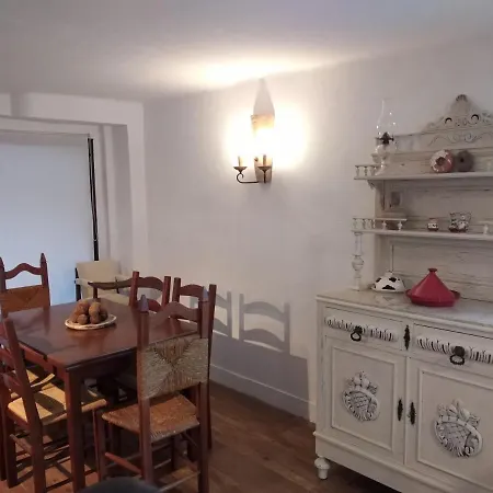 Casa Dos Cedros * Setubal